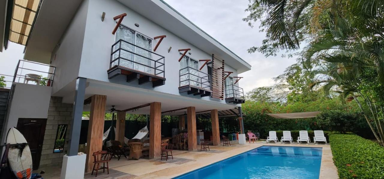 Funny Wave Guest House Cabuya  Exteriör bild