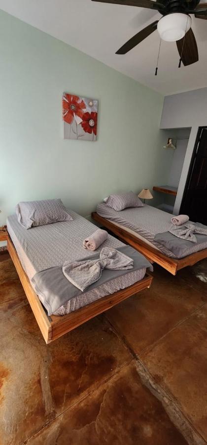 Funny Wave Guest House Cabuya  Exteriör bild